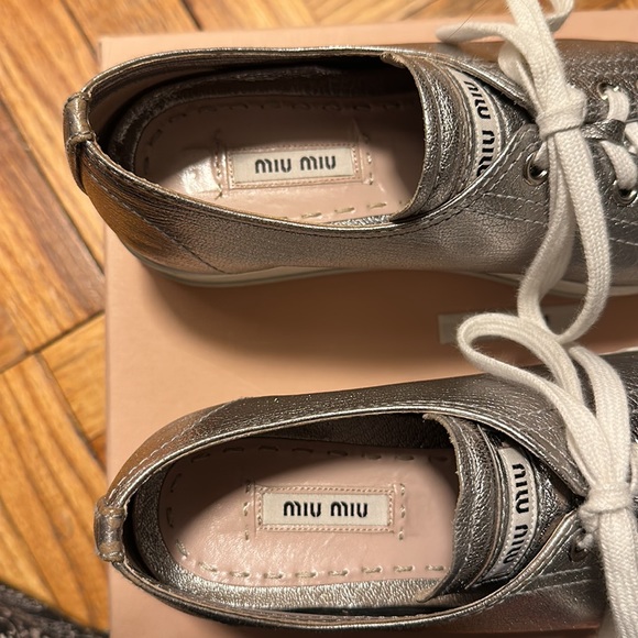 MIU MIU Silver Pointed Platform Sneakers - Picture 7 of 15